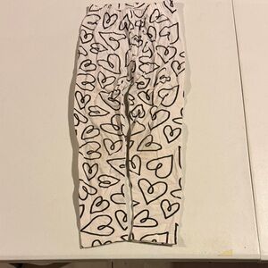 Cat & Jack White Leggings with Black Heart Print